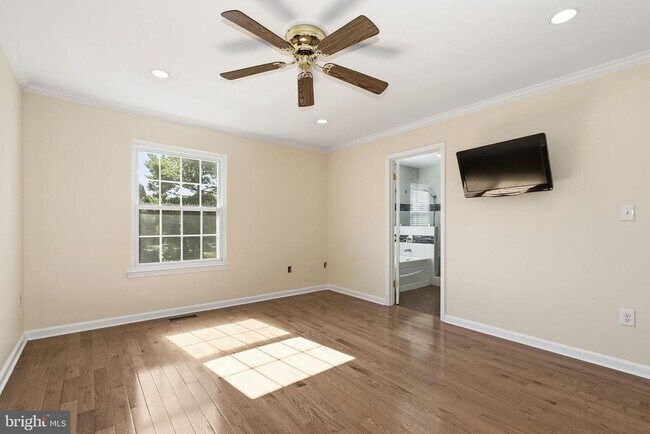 Building Photo - 3931 Tallow Tree Pl