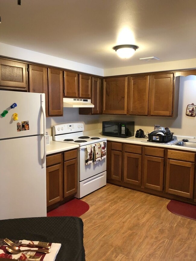 Interior Photo - 11500 W Orchard Ct