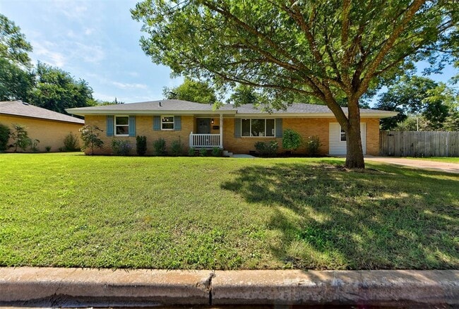 Building Photo - 1510 Melrose Dr