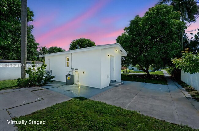 Building Photo - 2847 Polk St