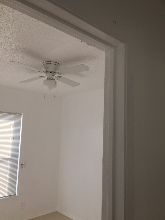 Building Photo - 5843 Glacier Sun Dr.