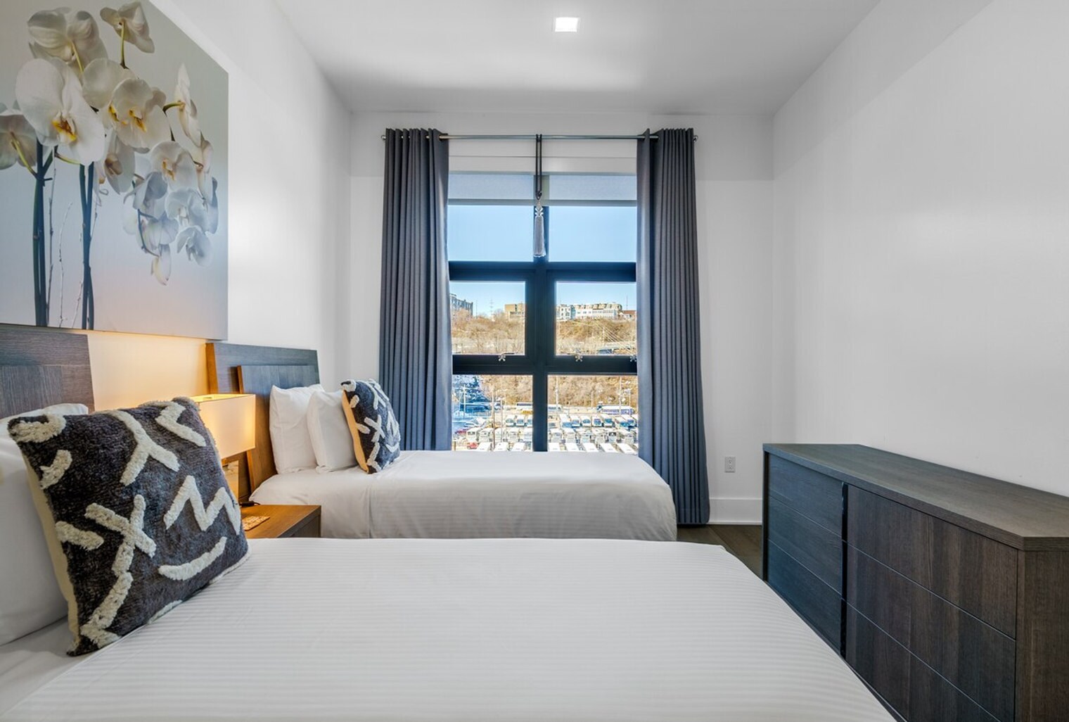 Building Photo - 451 15th St