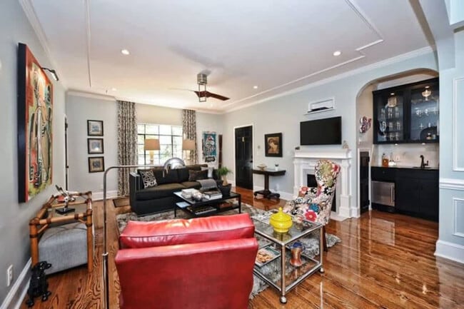 Primary Photo - 600 Hermitage Ct