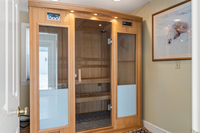 Building Photo - 239 Foreside Rd