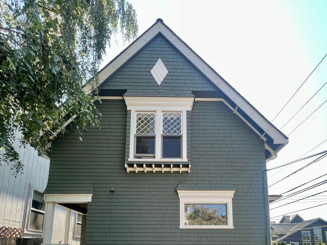 Primary Photo - FUJII DUPLEX DENNY WAY