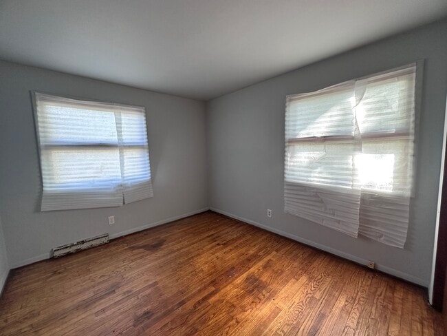 Building Photo - 101 Virginia-N