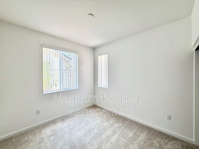 Building Photo - 31404 Lolite Dr