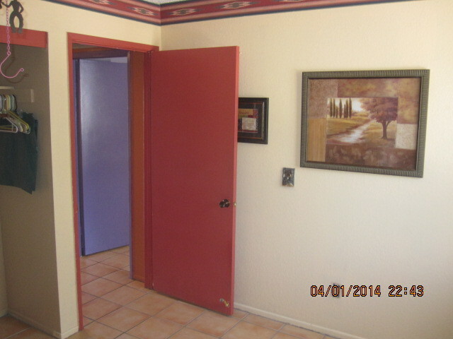 Building Photo - Langley Gardens Condo