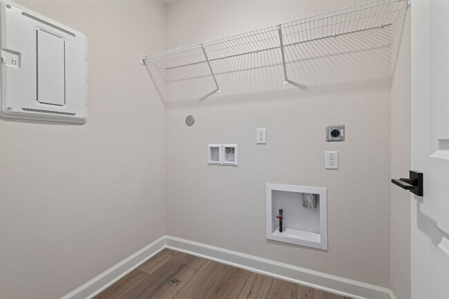 Building Photo - 1131 Campside Dr