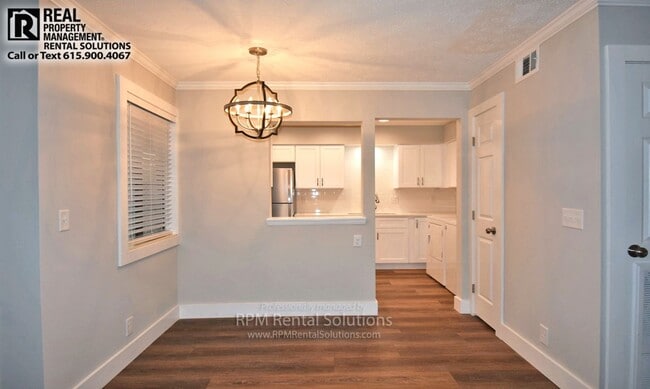 Building Photo - Amazing 2BR Condo off Edmondson Pike/Brentwood! Washer/dryer, 2-car garage, water, lawncare all i...
