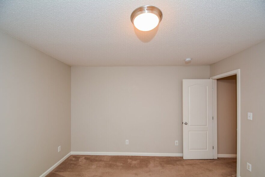 Building Photo - 2766 Windchase Dr