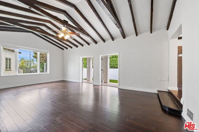 Building Photo - 366 S Crescent Heights Blvd