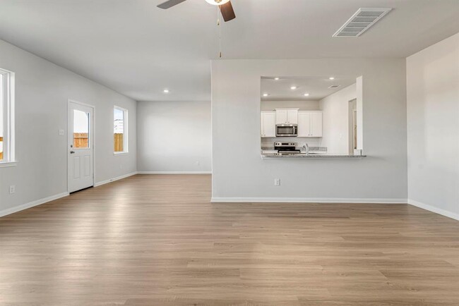 Building Photo - 8126 Sunberry Shadow Dr