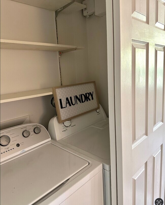 In unit washer & dryer - 91 Faith St