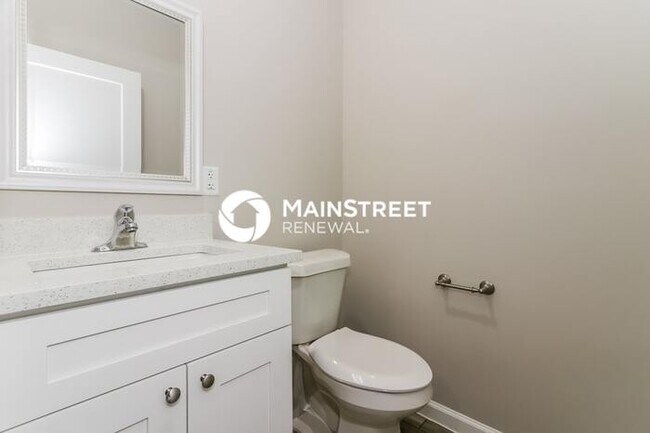 Building Photo - 4 Bedroom Pet-Friendly Home in Houston, TX with Main Street Renewal