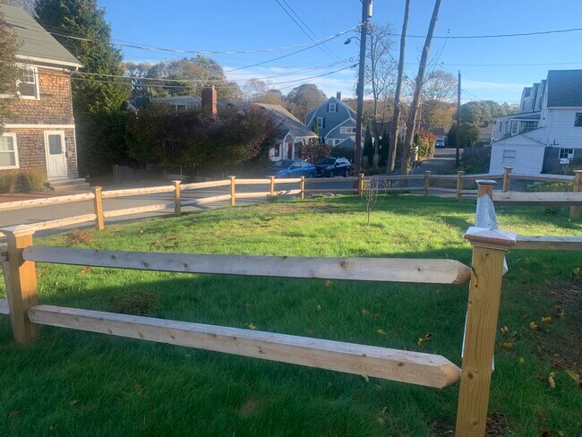 Front yard - 12 Maple Cir