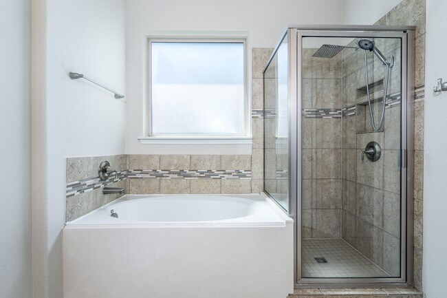 Building Photo - 22918 Caverly Ln
