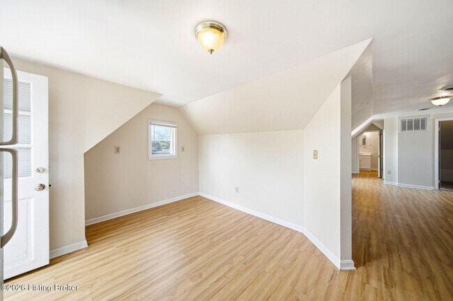 Building Photo - 1612 Ellwood Ave