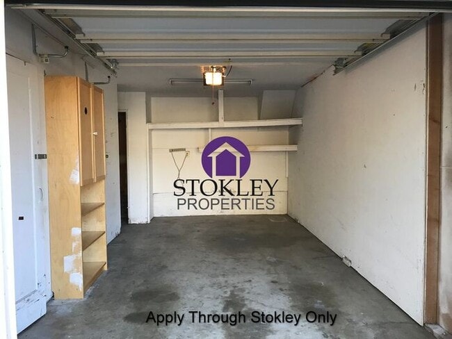 Building Photo - 1225 Carmel Ct