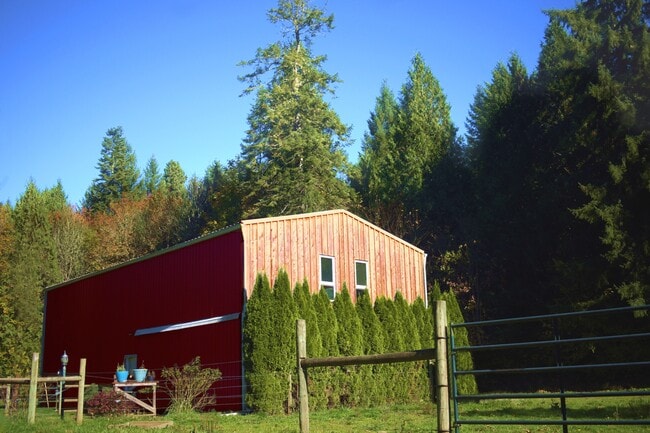 Building Photo - 57740 Timber Rd