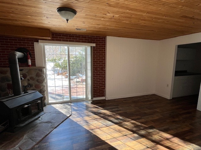 extra sitting area - 1290 Starling Ln