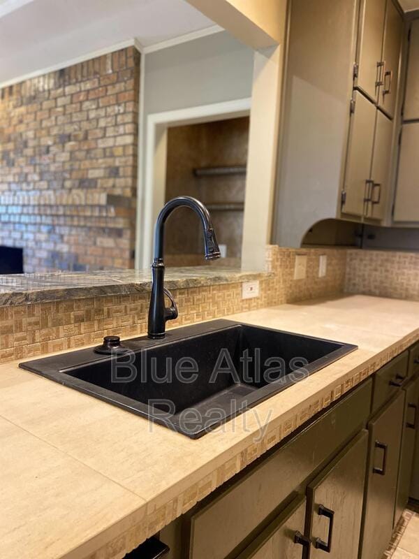 Building Photo - 4854 Starcrest Ct