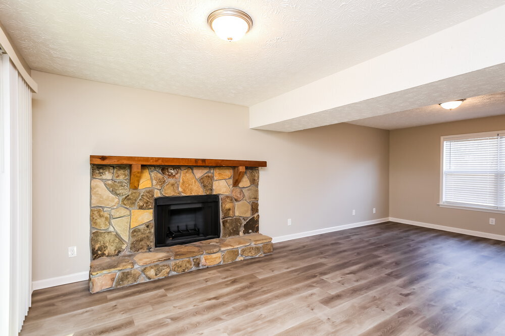 Building Photo - 5375 Olde Mill Dr NE