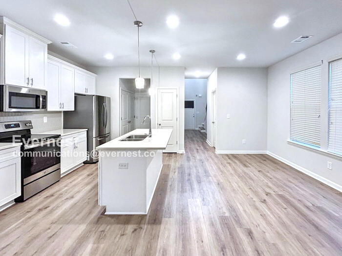 Building Photo - 2797 Aralynn Wy