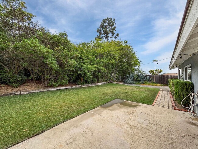 Building Photo - Upgraded 3BD/2BA House in University City ...