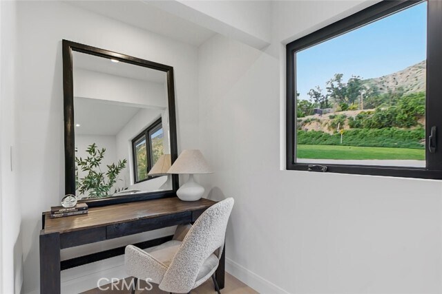 Building Photo - 1764 E Loma Alta Dr