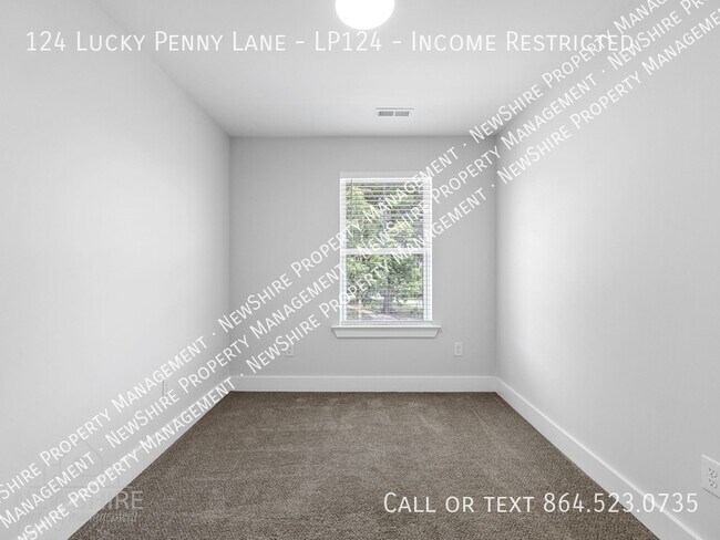 Building Photo - 124 Lucky Penny Ln