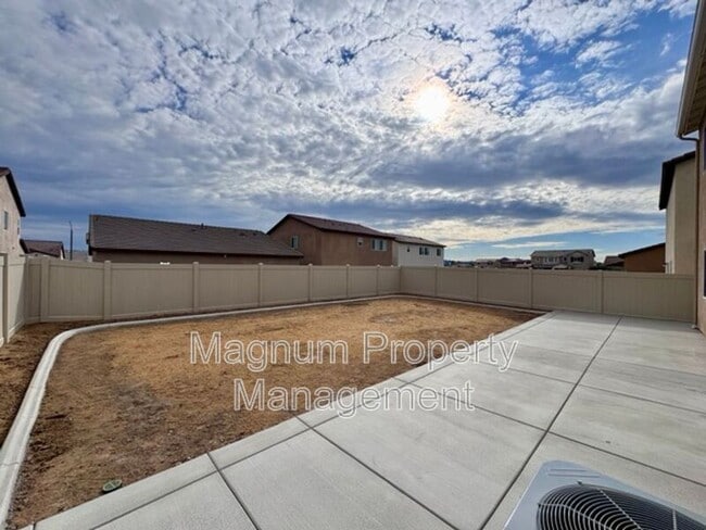 Building Photo - 31343 Autumn Blaze Dr