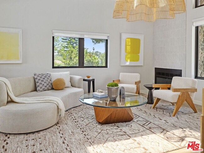 Building Photo - 2304 Vestal Ave