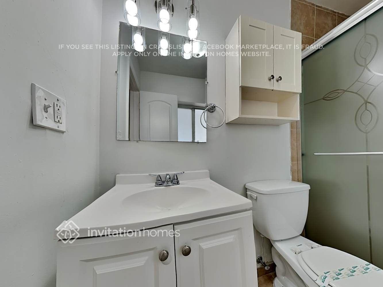 Building Photo - 2620 SW 121st Ave