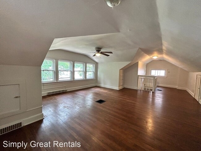 Building Photo - 3 br, 1.5 bath House - 1632 47th Street