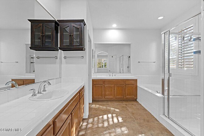 Building Photo - 193 Via Felicia