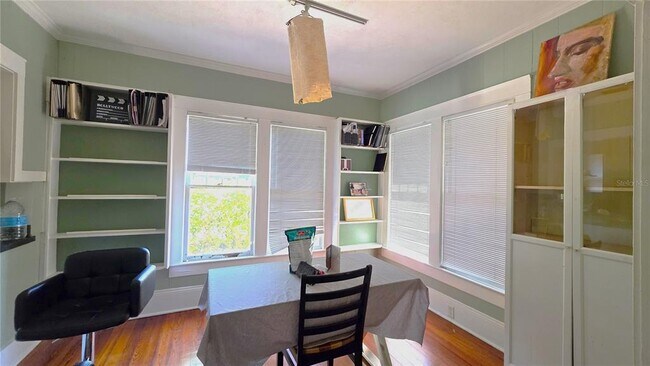 Building Photo - 1614 Drew St