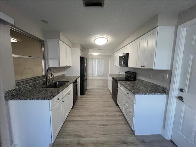 Building Photo - 22328 Yonkers Ave