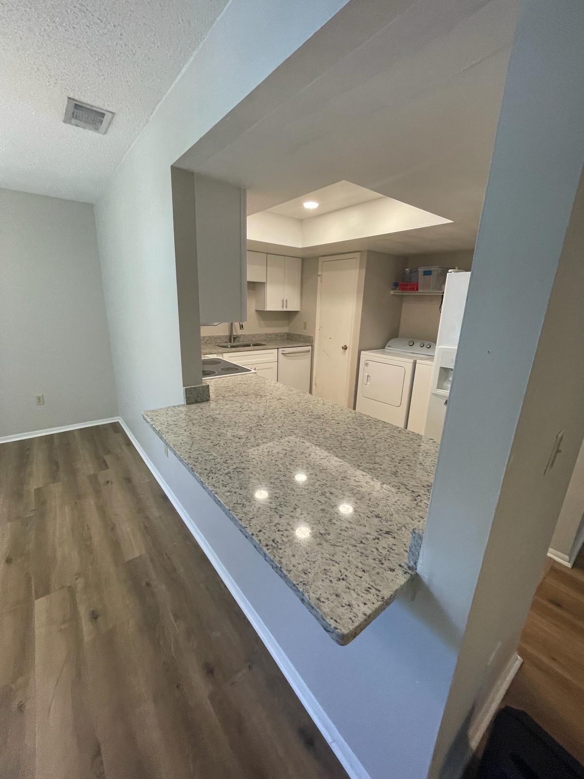 Building Photo - 412 Banana Cay Dr