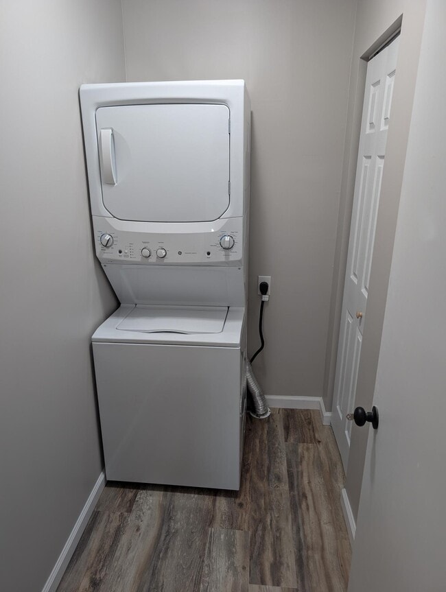 Building Photo - 3513 June St