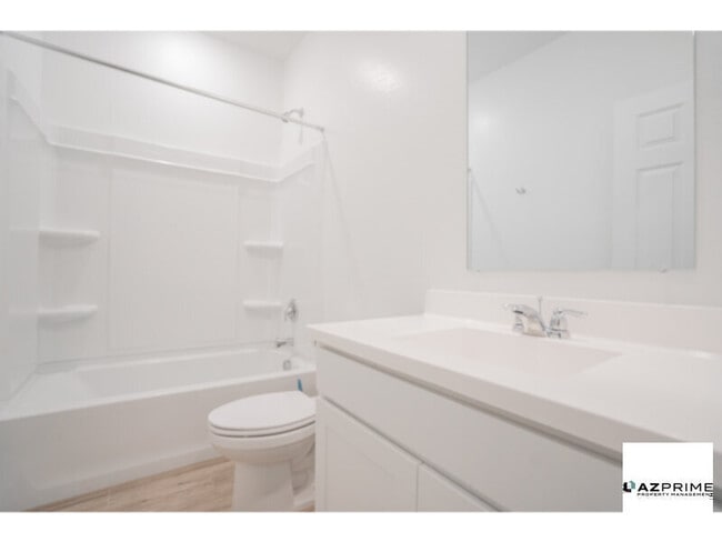 Building Photo - Spacious 4/3 Maricopa House - Comfort &amp; Style!