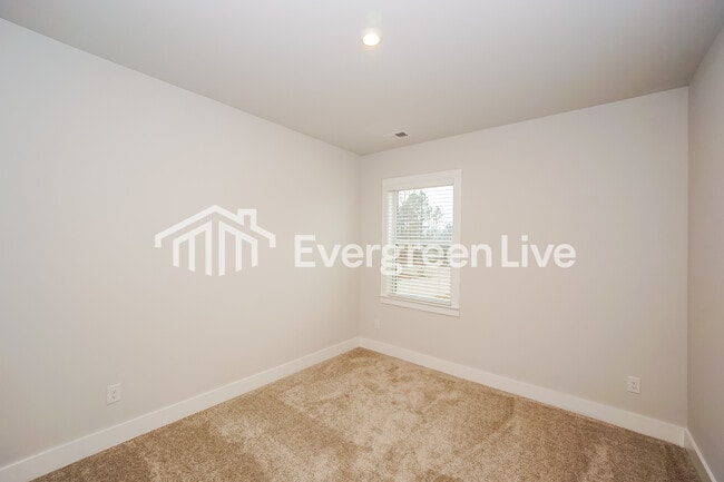 Building Photo - 116 Brk Frst Ct