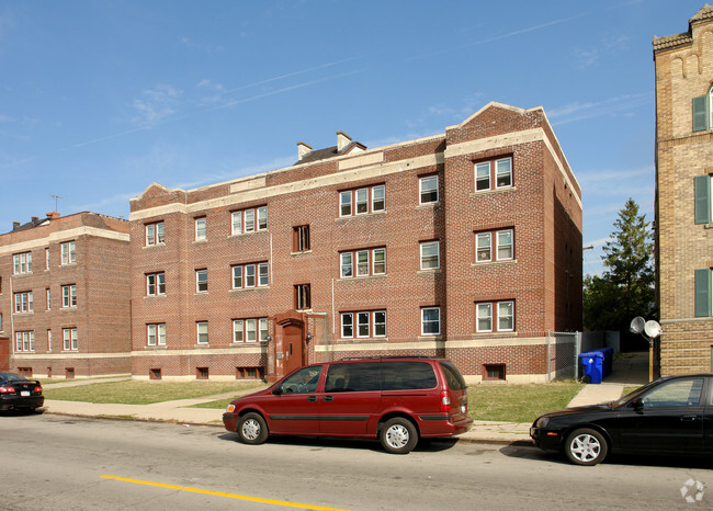 Building Photo - 960 Amherst St