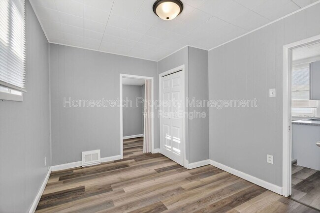 Building Photo - 5637 Hodiamont Ave