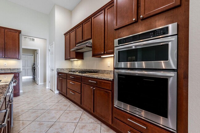 Building Photo - 3425 Siena Cir