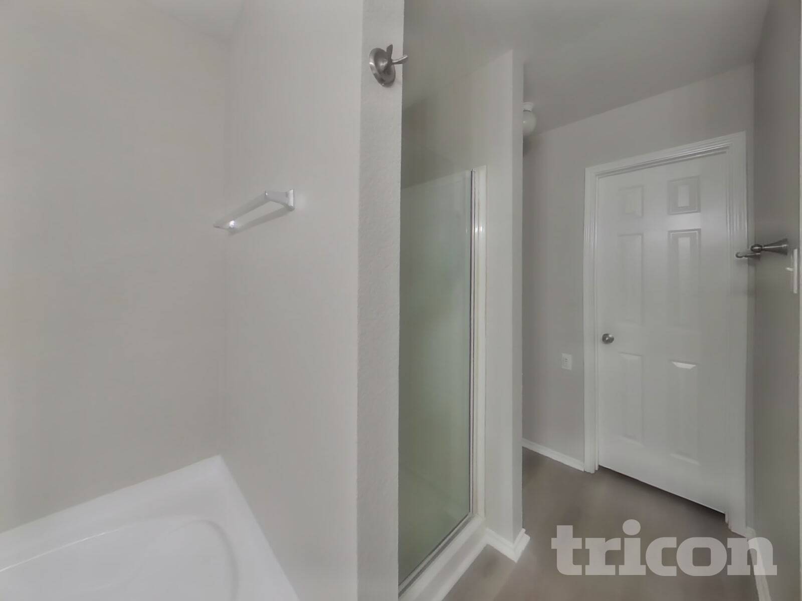 Building Photo - 1405 Englewood Dr