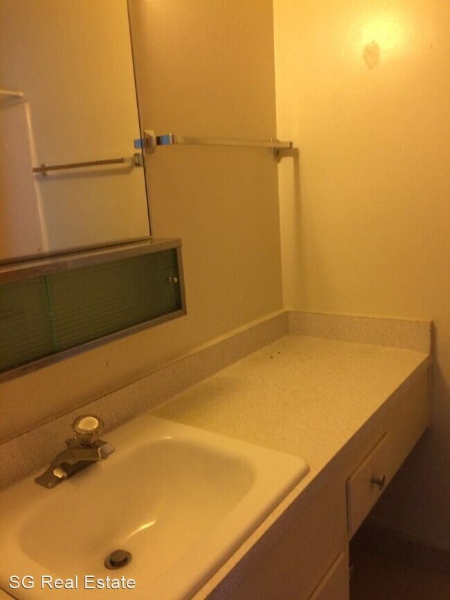 Building Photo - 1331 Liberty St