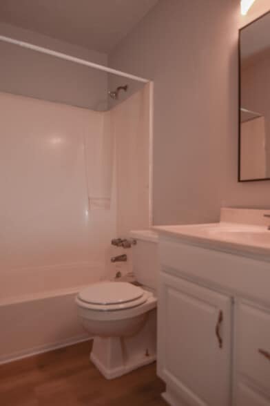 Building Photo - 306 Crestview Dr