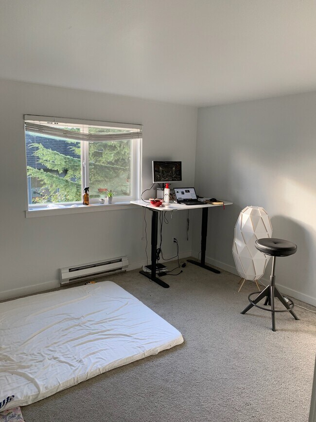 2nd Bedroom - 620 Galer St