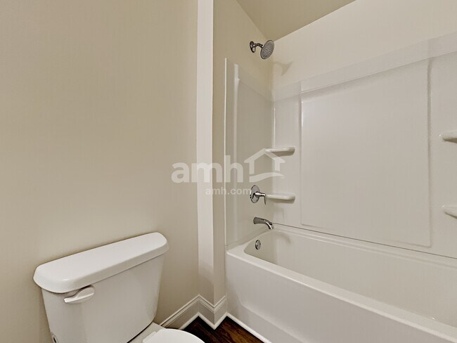 Building Photo - 581 Westridge Cir